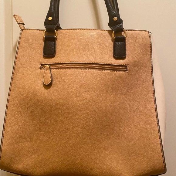 Grey & Beige Bag - Picture 3 of 3